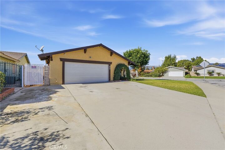 Property Photo:  937 N Greenpark  CA 91724 