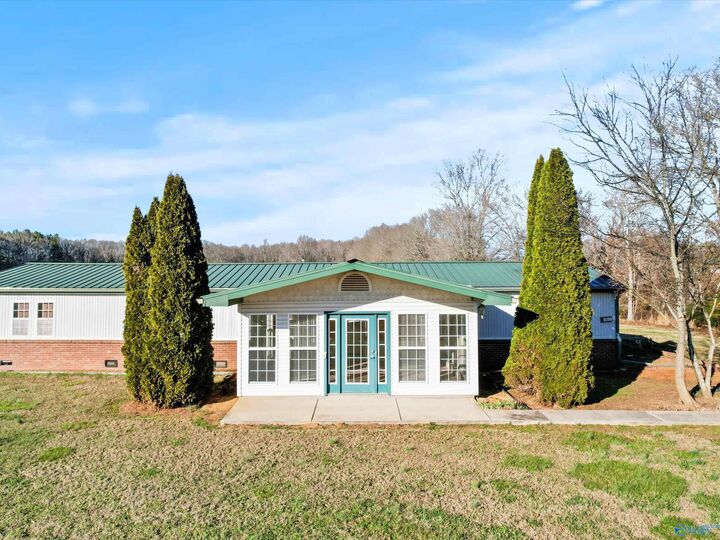 Property Photo:  1511 Ready Section Road  AL 35750 