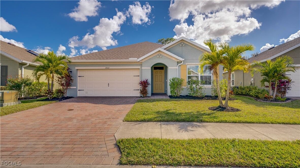 Property Photo:  18512 Marlin Kite Lane  FL 33917 