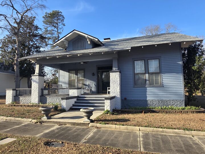 Property Photo:  318 White Oak Street  GA 30824 