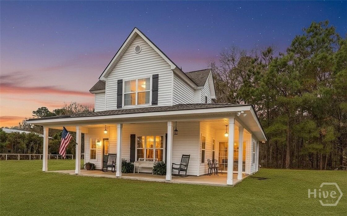 Property Photo:  615 Meinhard Road  GA 31407 