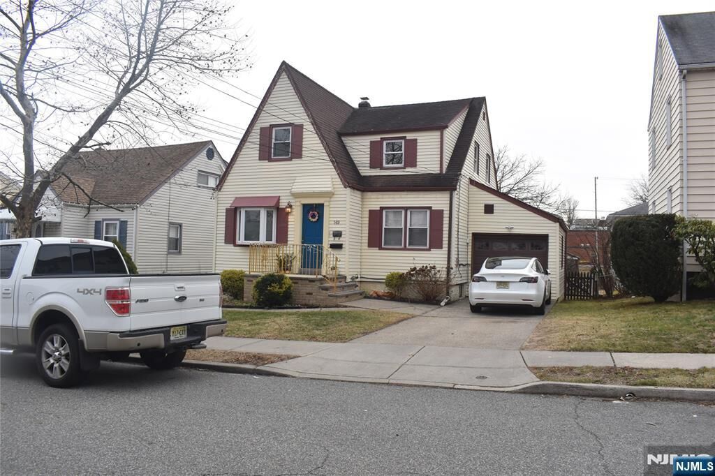 Property Photo:  149 E 9th Street  NJ 07011 