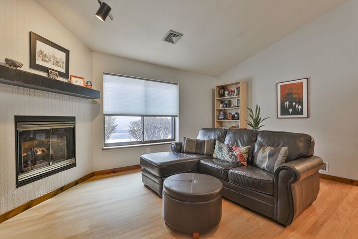 Property Photo:  6 Dogwood Court  NH 03811 