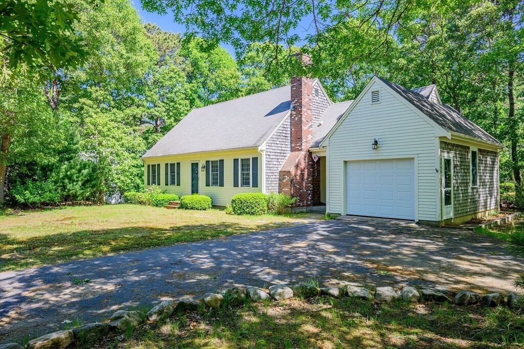Property Photo:  20 Bray Farm Rd S  MA 02675 