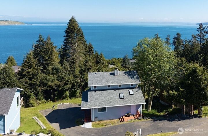 Property Photo: 320 N North Street WA 98382