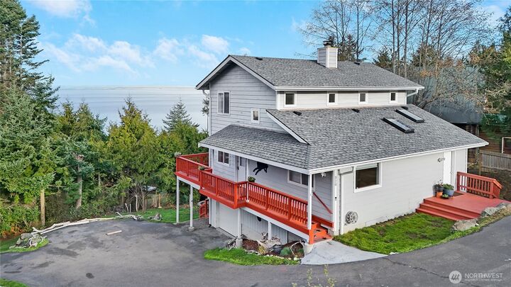 Property Photo: 320 N North Street WA 98382