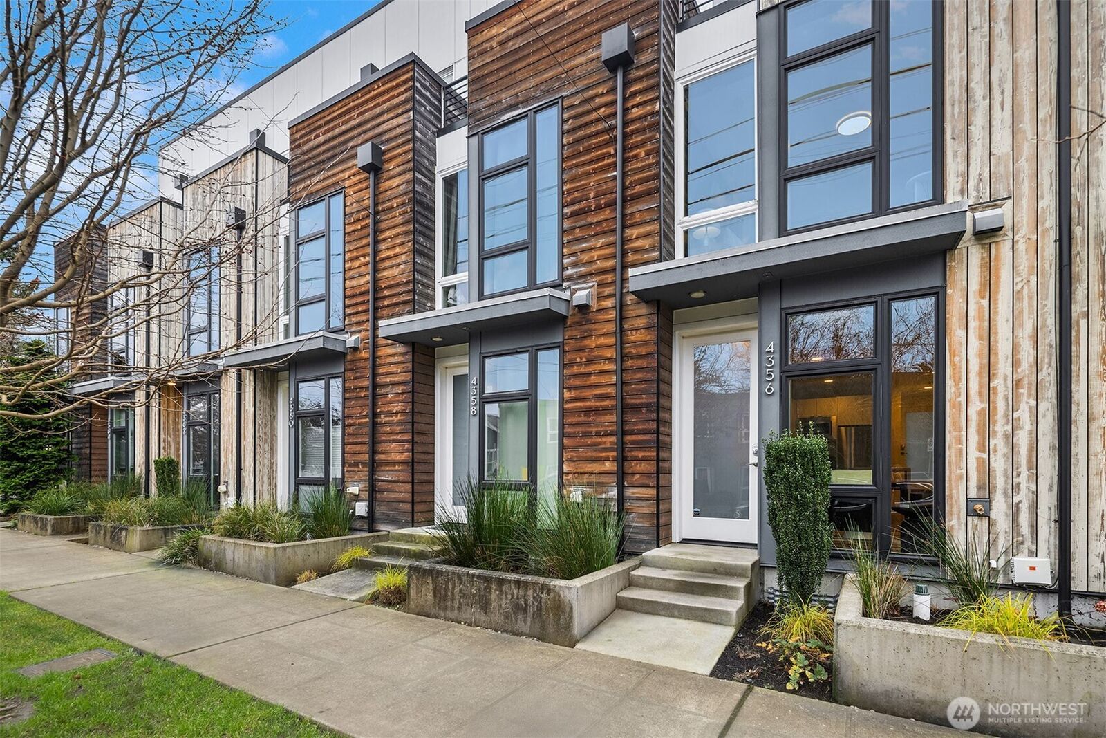 Property Photo:  4356  6th Avenue NW  WA 98107 