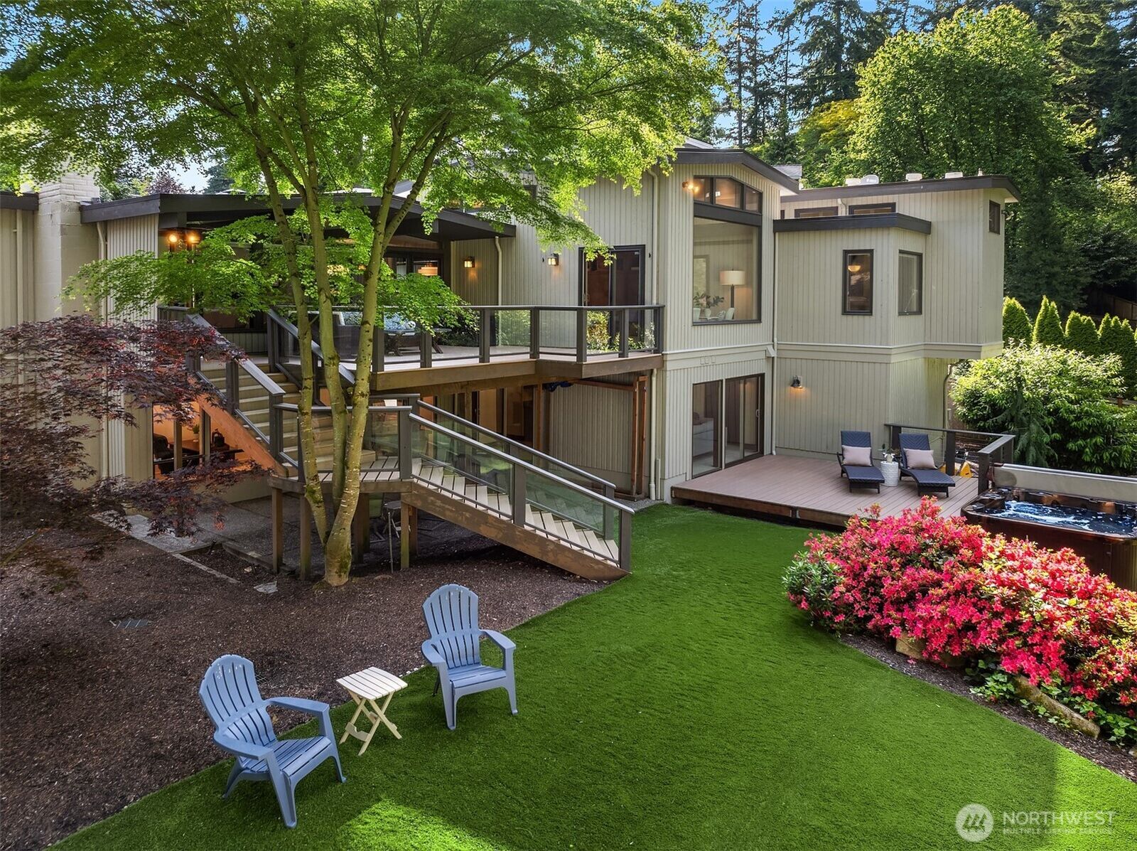 Property Photo:  10250 SE 21st Street  WA 98004 