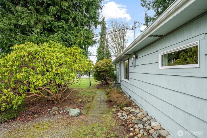 Property Photo:  6205 W Beech Street  WA 98203 