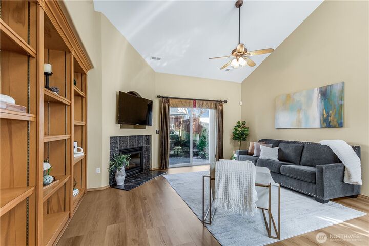 Property Photo:  7525  195th Street Ct E  WA 98387 