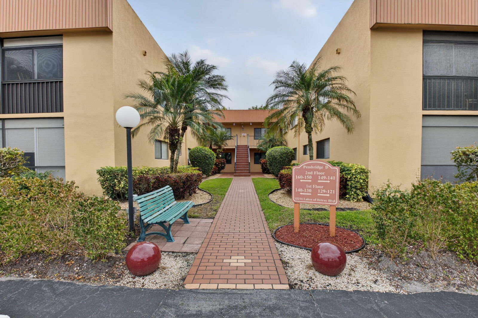 Property Photo:  15216 Lakes Of Delray Boulevard 152  FL 33484 
