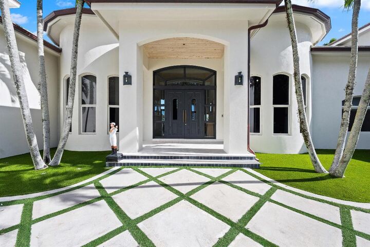 Property Photo:  2270 Wilsee Road  FL 33410 