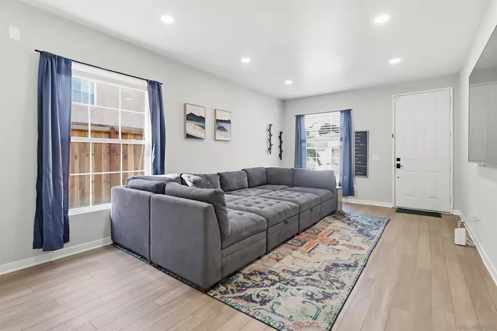 Property Photo:  1082 Calle Del Amor  CA 91910 