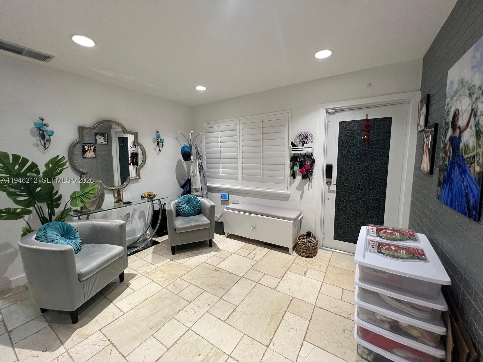 Property Photo:  4335 SW 98th Ct  FL 33165 