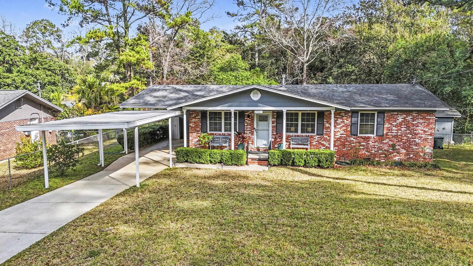 Property Photo: 2505 Mayfair Road FL 32303