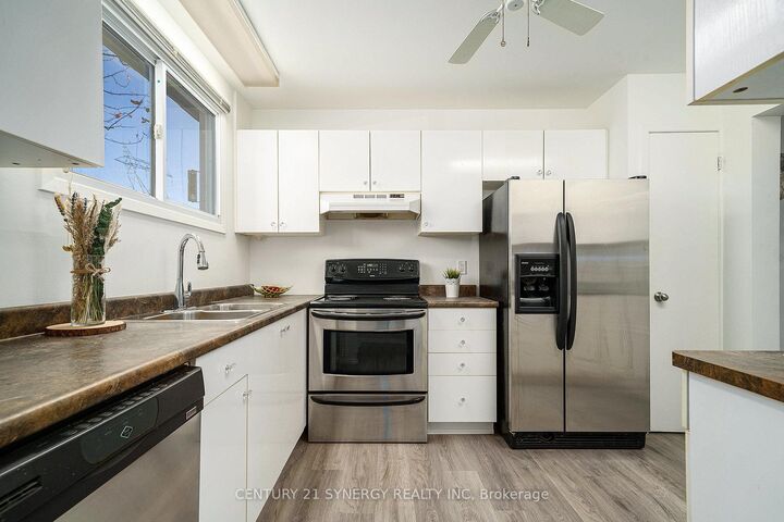 Property Photo:  7 Glencoe Street 46  ON K2H 8S5 