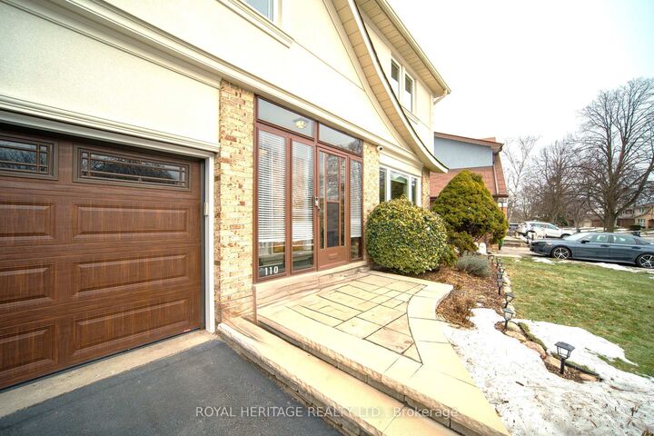 Property Photo: 110 Acheson Boulevard ON M1C 3E6