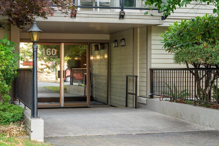 Photo de la propriété:  160 Vancouver Ave 308  BC V9S 4E8 