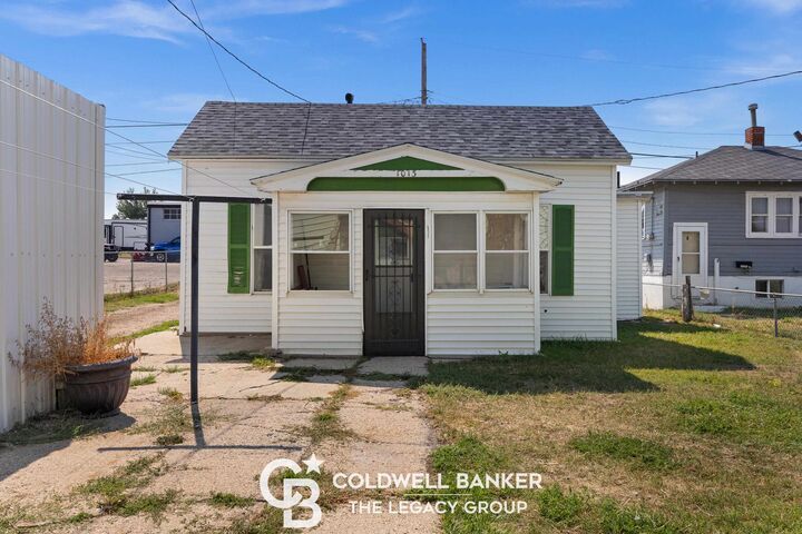 Property Photo:  241 S McKinley &Amp 1011 E B St  WY 82601 