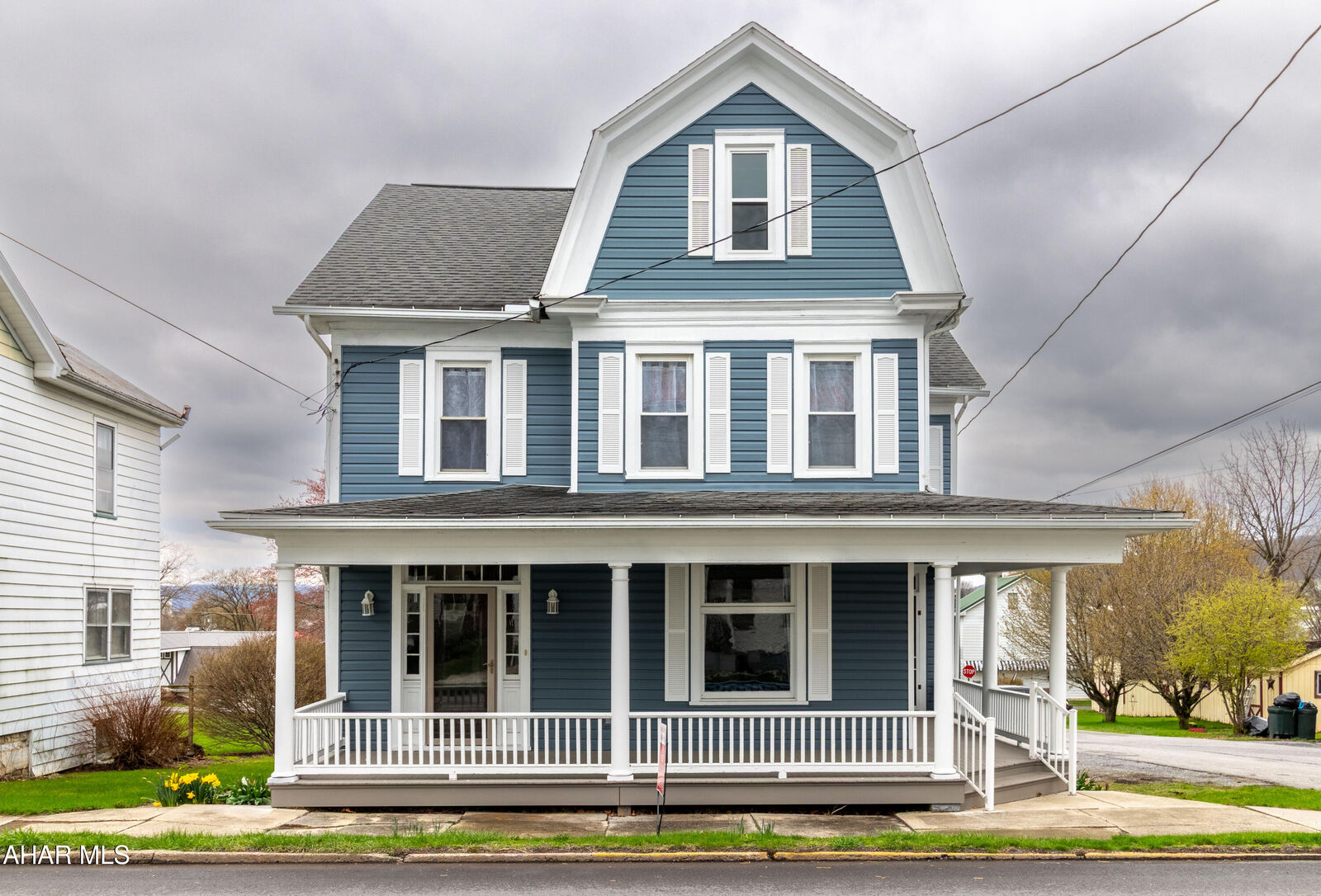 Property Photo:  213 N Market Street  PA 16662 