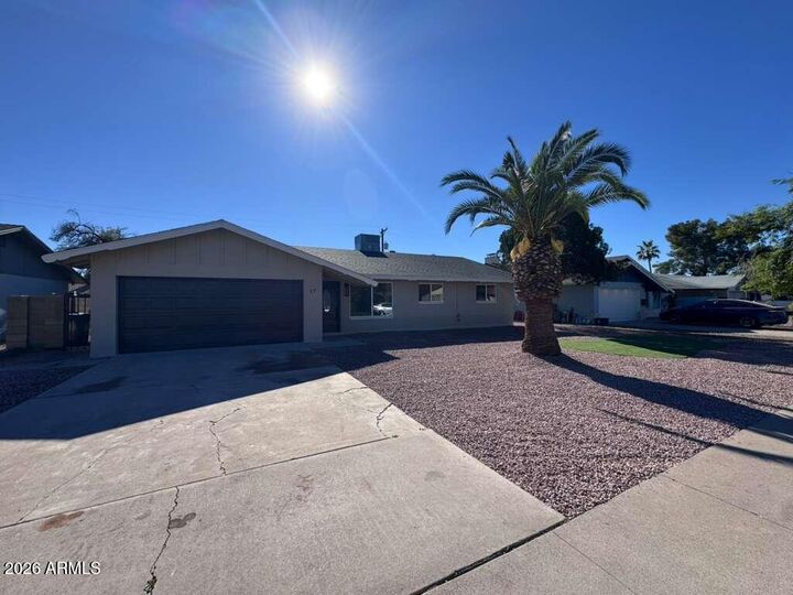 Property Photo:  17 E Cairo Drive  AZ 85282 