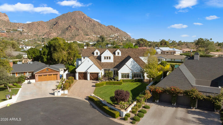 Property Photo:  4909 N 45th Place  AZ 85018 