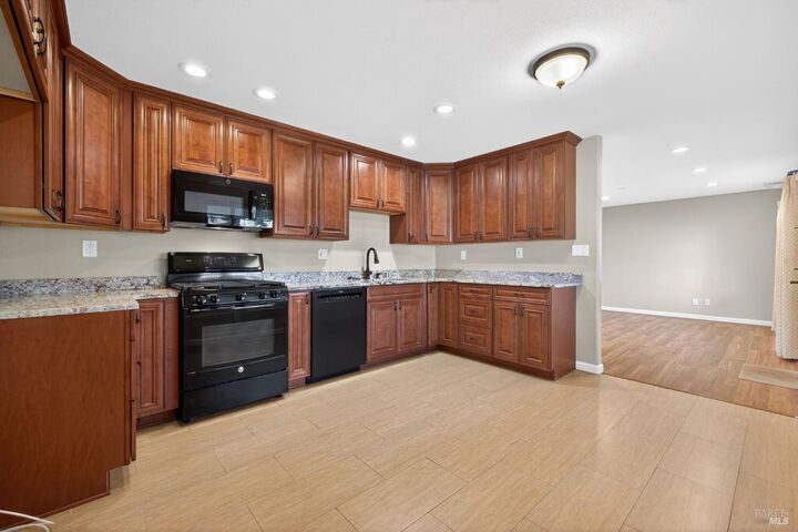 Property Photo:  300 Pickwick Drive  CA 94558 