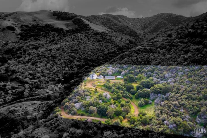 Property Photo:  6641 Digier Road  CA 93243 