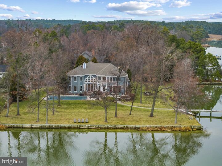 Property Photo: 137 Tanners Point Drive MD 21666