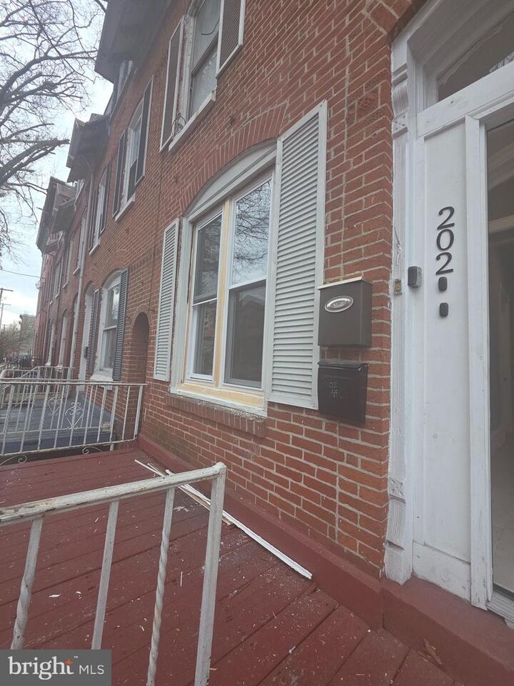 Property Photo: 202 S 6th Street PA 19602