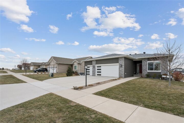 Property Photo:  561 Fawn Avenue  IA 52340 