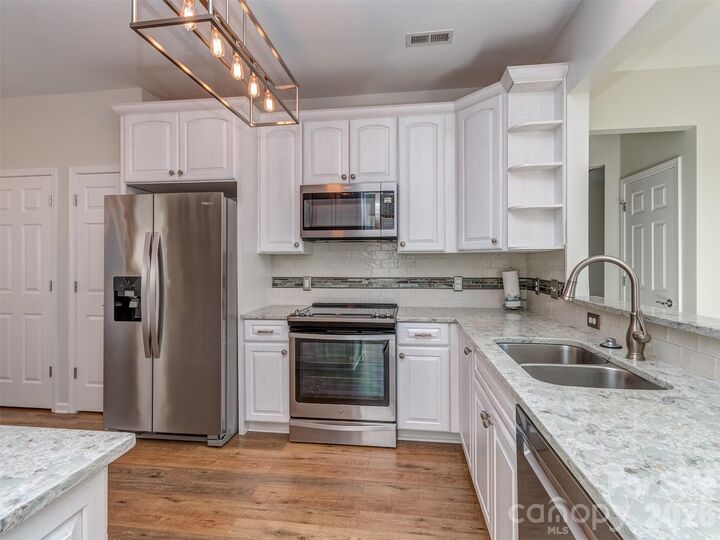 Property Photo:  23064 Whimbrel Circle  SC 29707 