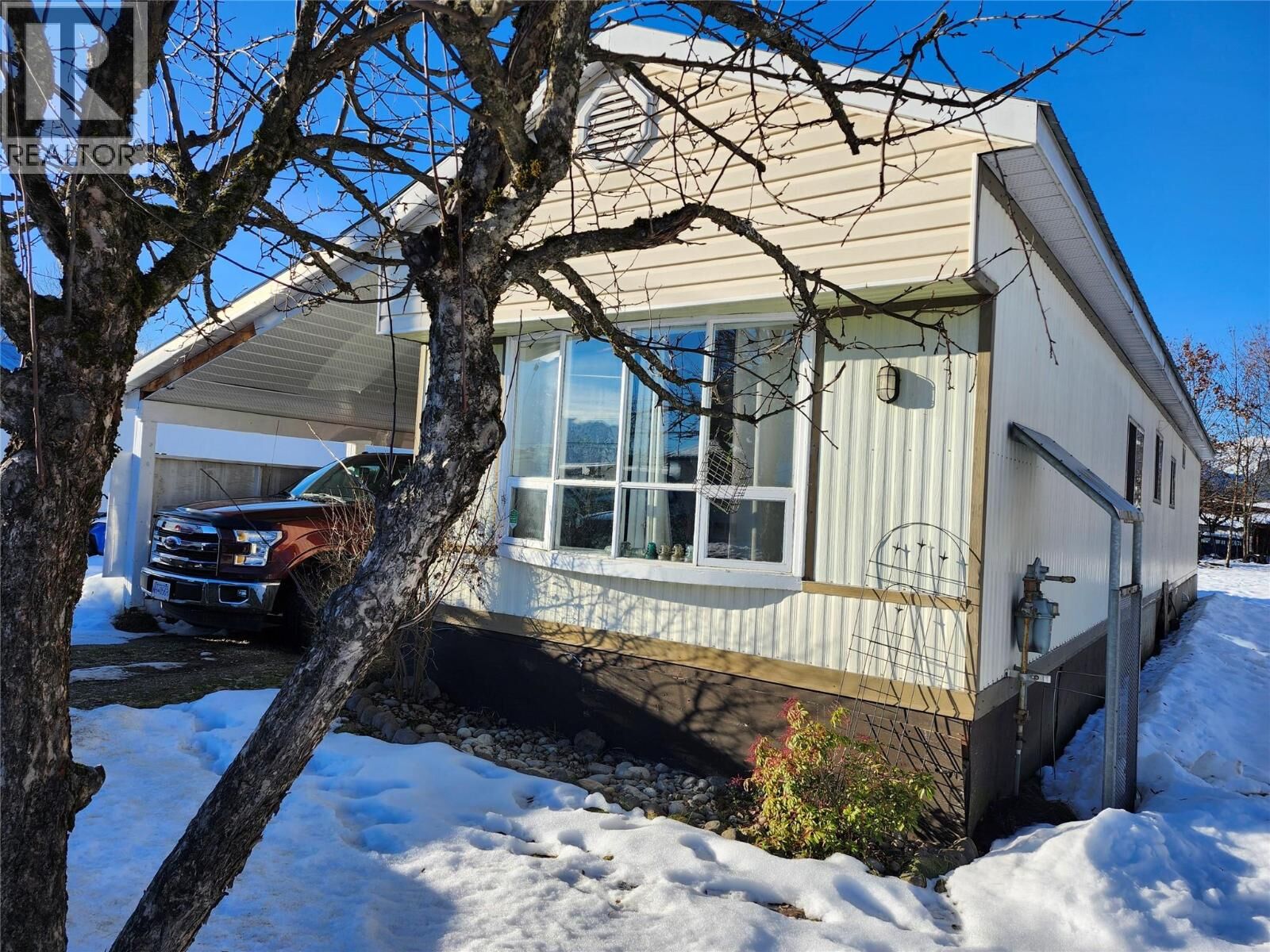 Property Photo:  327 Edward Street  BC V0E 2S0 