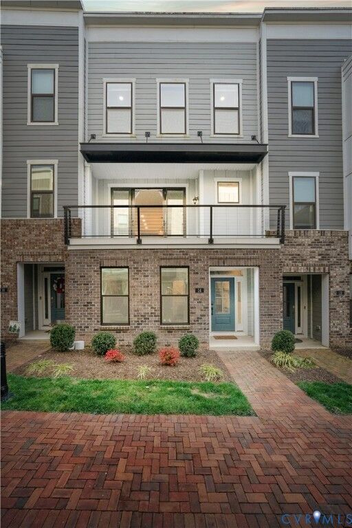 Property Photo:  14 Shiplock Row  VA 23231 