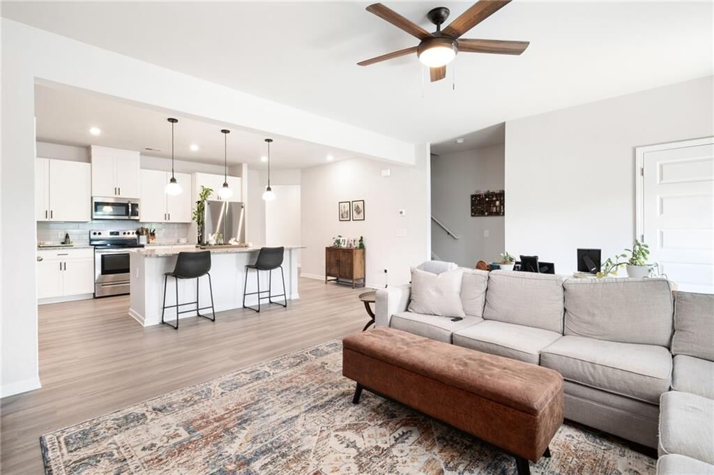 Property Photo: 320 Crider Court GA 30188