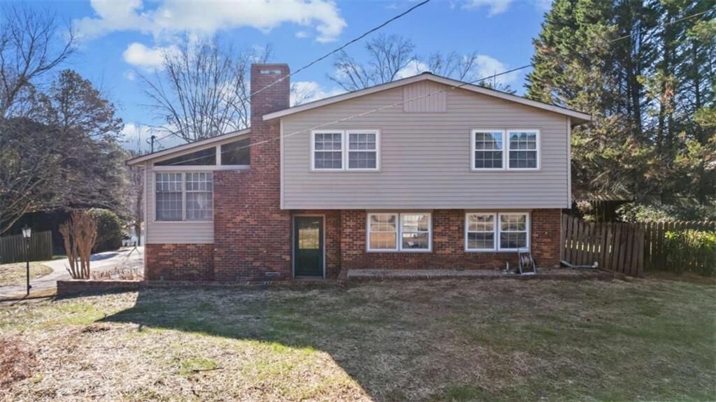 Property Photo:  8 Lakemoore Drive  GA 30161 