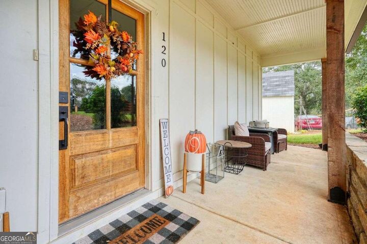 Property Photo:  120 E Killian Street  GA 30114 