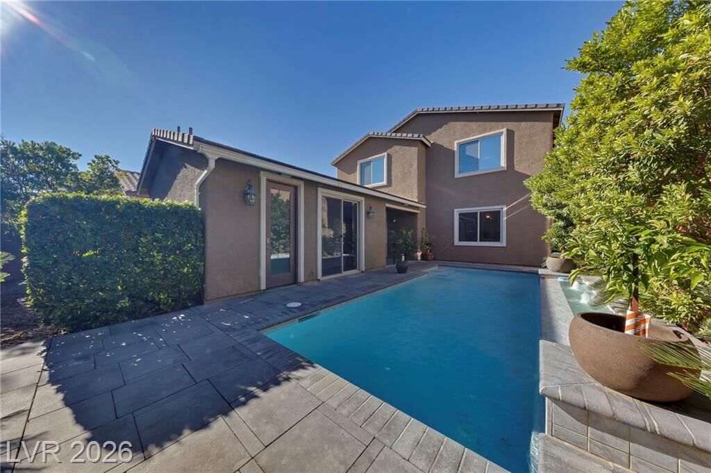 Property Photo:  1008 Solaris Glow Street  NV 89052 