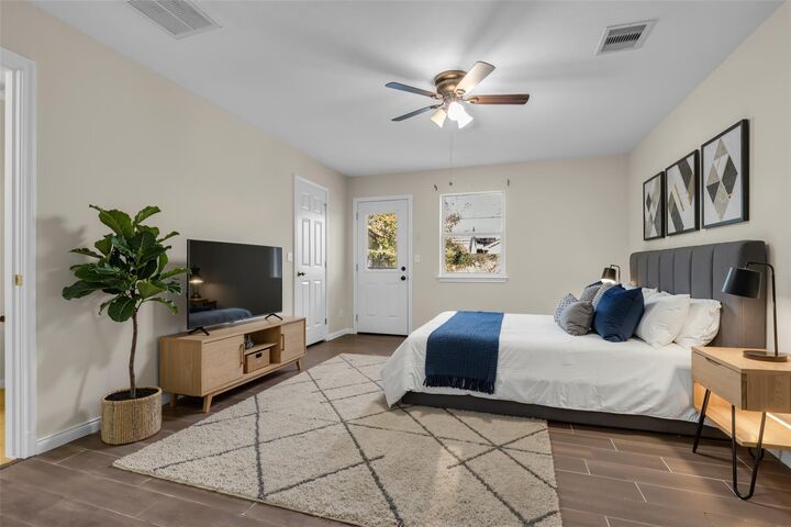 Property Photo:  7207 Avenue K  TX 77011 