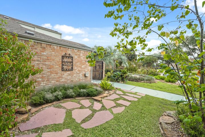 Property Photo:  11012 Francoise Boulevard  TX 77042 