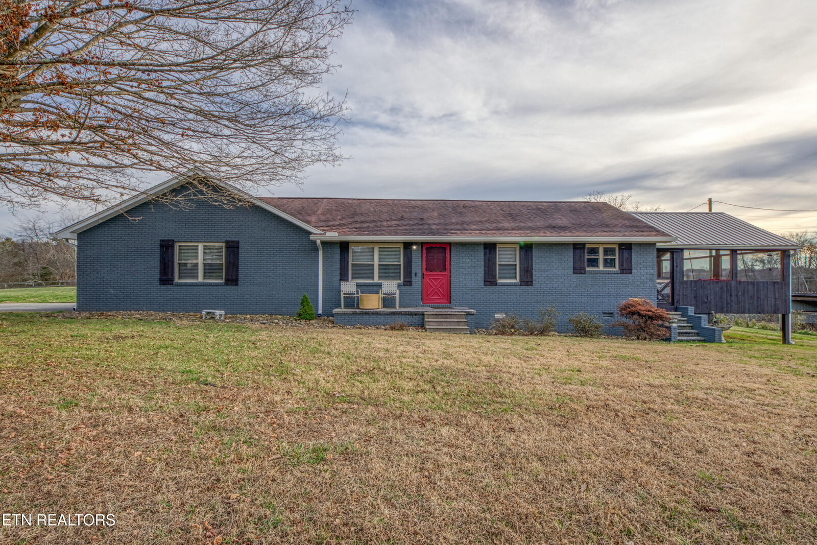 Property Photo:  2415 Riddle Road  TN 37820 