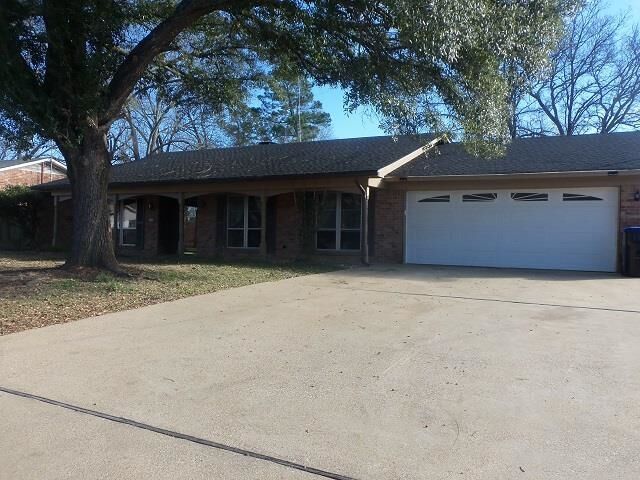Property Photo:  404 Crystal Street  TX 75604 