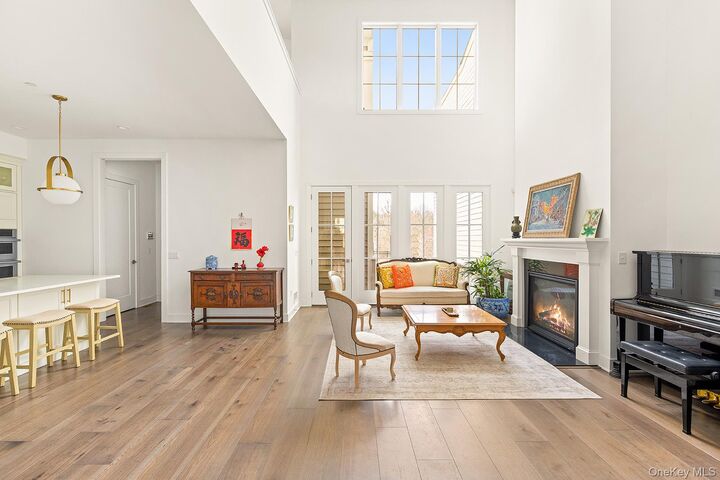 Property Photo:  26 Wallace Way  NY 10514 