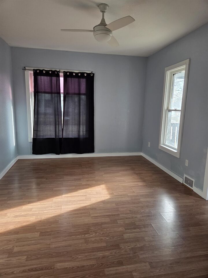 Property Photo:  509 Ashman  MI 48640 