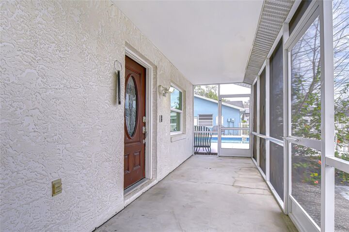 Property Photo:  4739 Silver Circle  FL 33541 