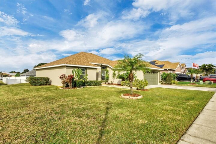 Property Photo:  107 Mandolin Drive  FL 33884 