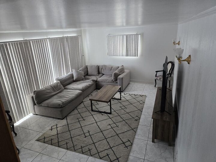 Property Photo:  7014 N Kilbourn Avenue  IL 60712 