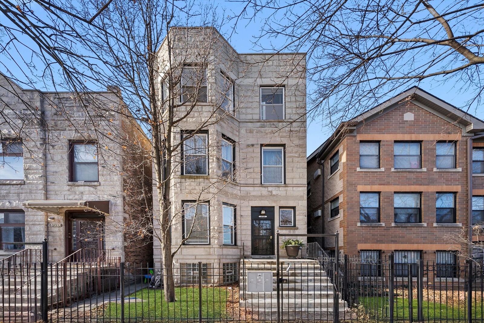 Property Photo:  4918 S St Lawrence Avenue 3  IL 60615 
