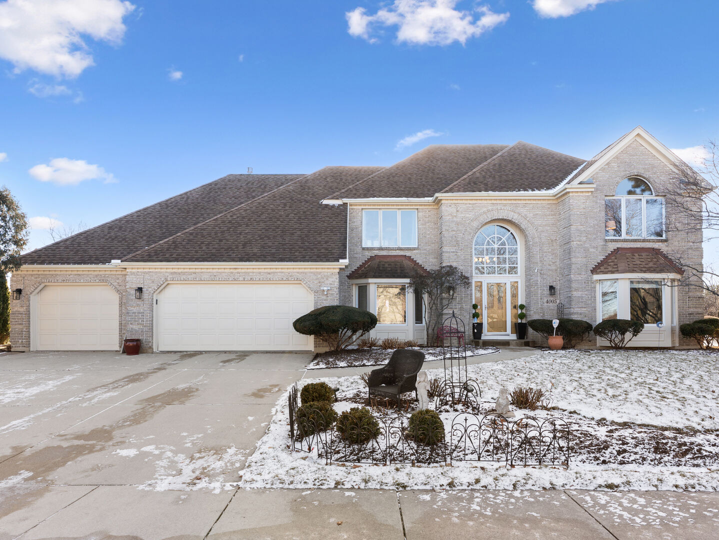 Property Photo: 4005 White Eagle Drive IL 60564