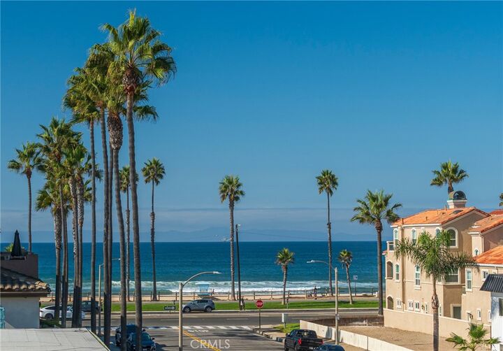 Property Photo:  206 16th  CA 92648 